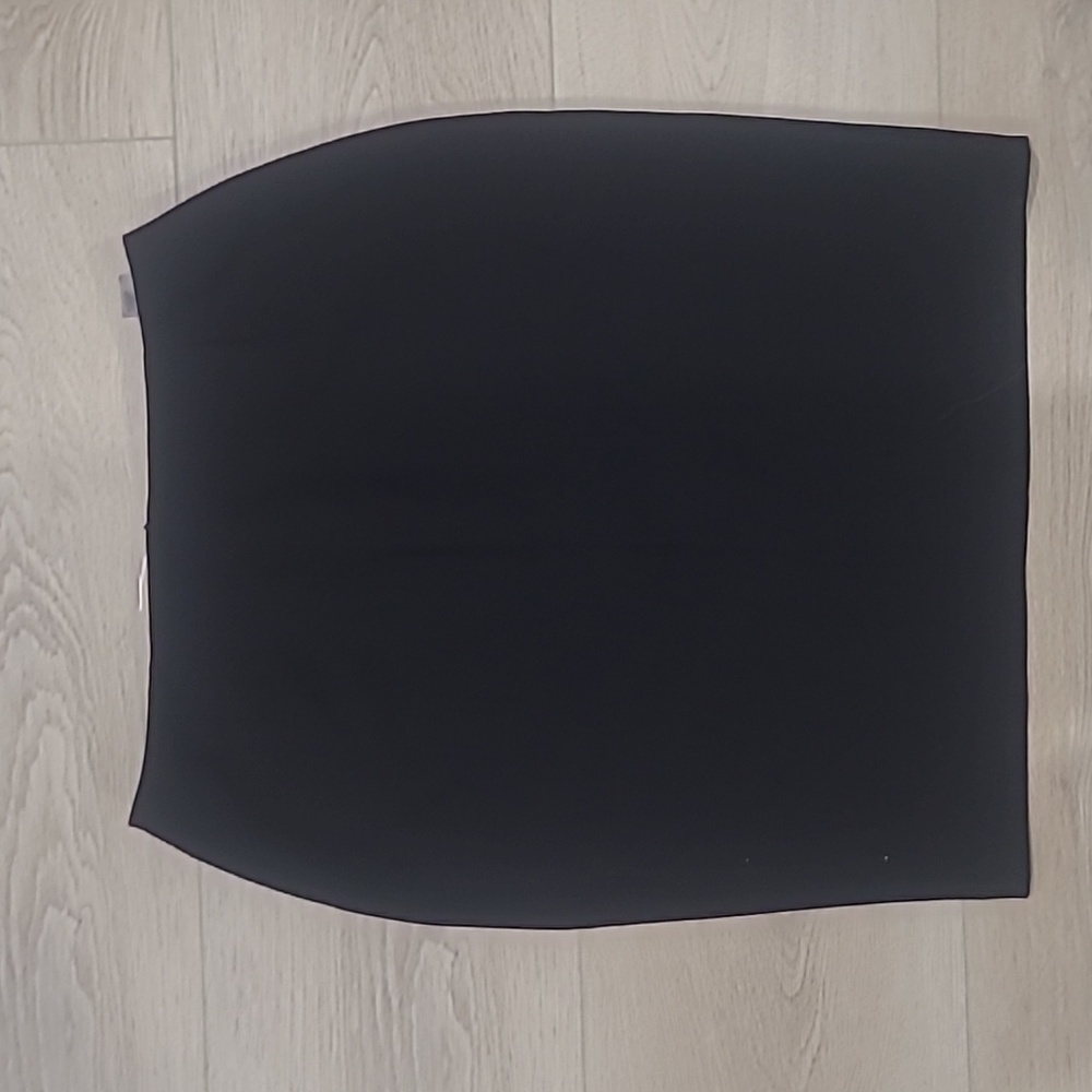 Black pencil skirt
